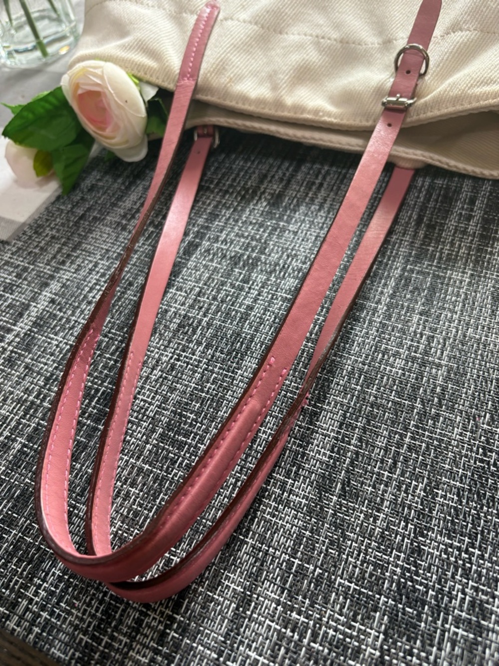 Louis Vuitton Cream Canvas Tote with Pink Handles and Logo - Picture 16 of 16